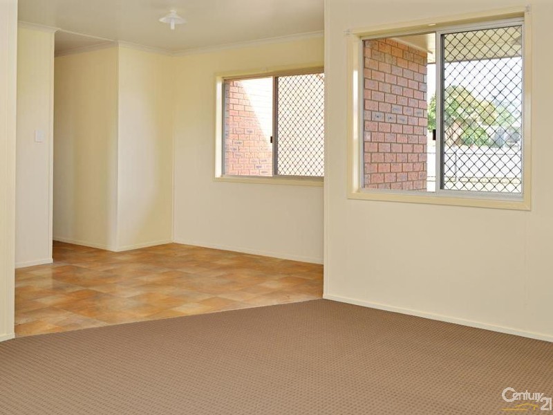 5 Myrtle Court, Drayton QLD 4350