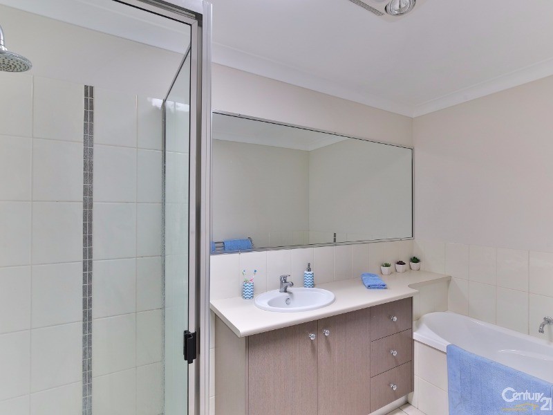 1/6 Salisbury Street, Darling Heights QLD 4350