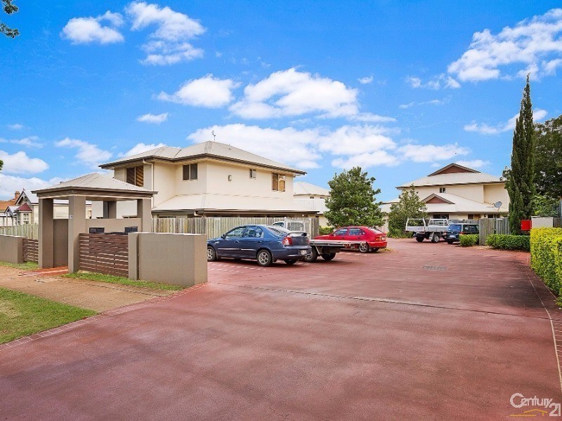 19/16  Anzac Avenue, Toowoomba QLD 4350