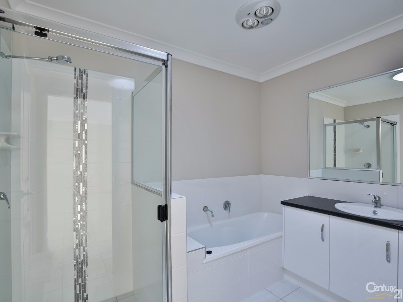 2/74 Kalimna Drive, Kleinton QLD 4352