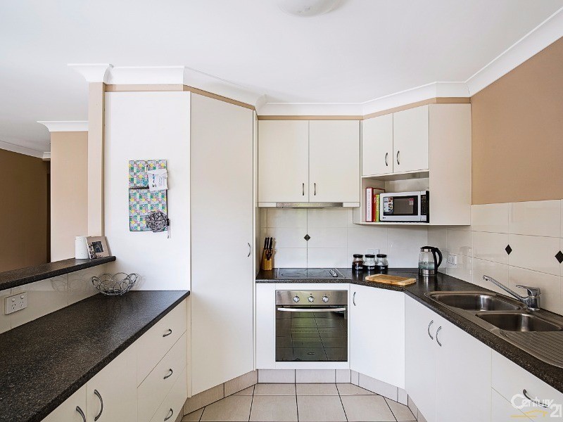 2/2 Balanga Court, South Toowoomba QLD 4350