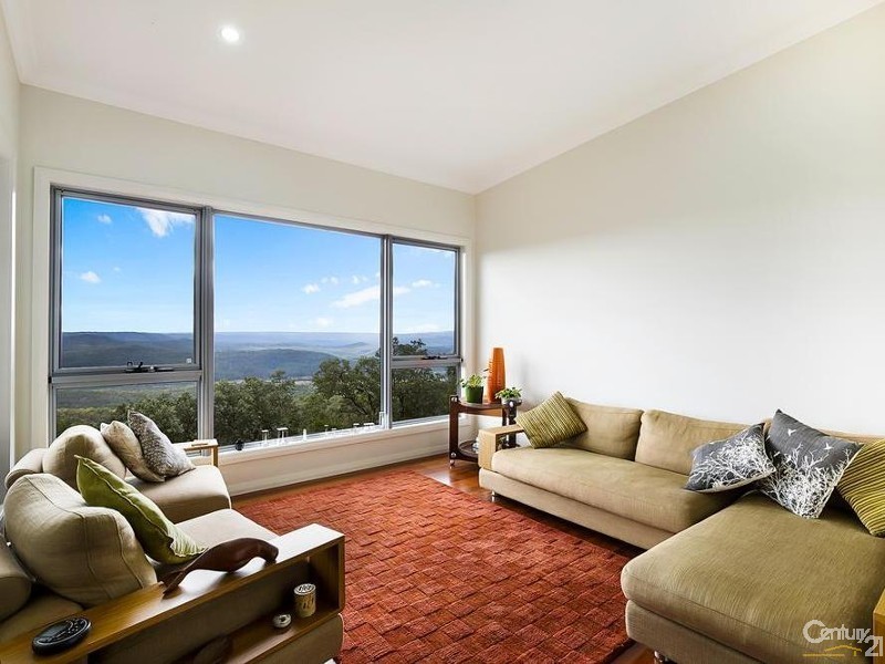 9 Skye Court, Prince Henry Heights QLD 4350