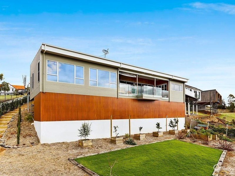 9 Skye Court, Prince Henry Heights QLD 4350