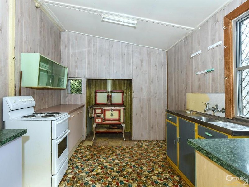 124 Kent Street, Oakey QLD 4401