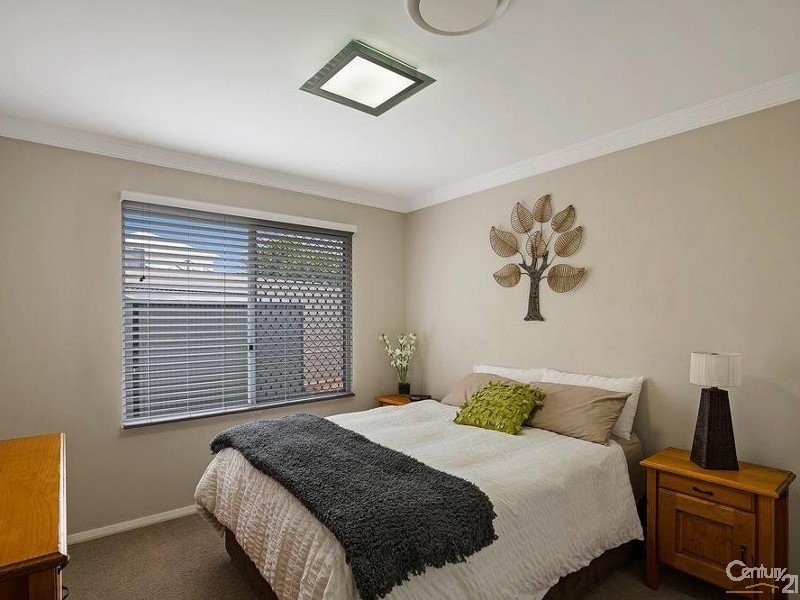 21 Saba Court, Middle Ridge QLD 4350