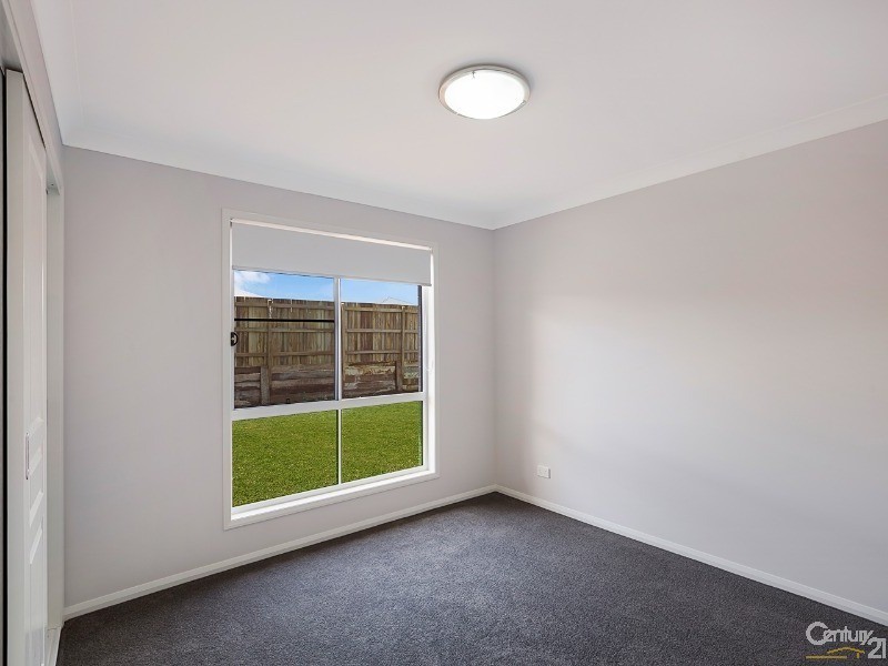 4 Renshaw Crescent, Kearneys Spring QLD 4350