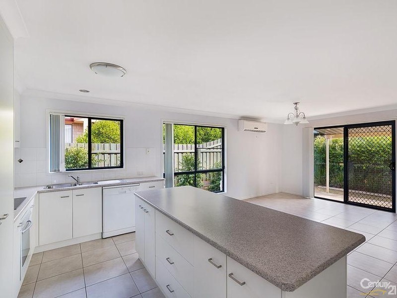 2/28 Canning Street, Drayton QLD 4350