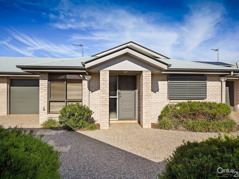 4/6 Salisbury Street, Darling Heights QLD 4350