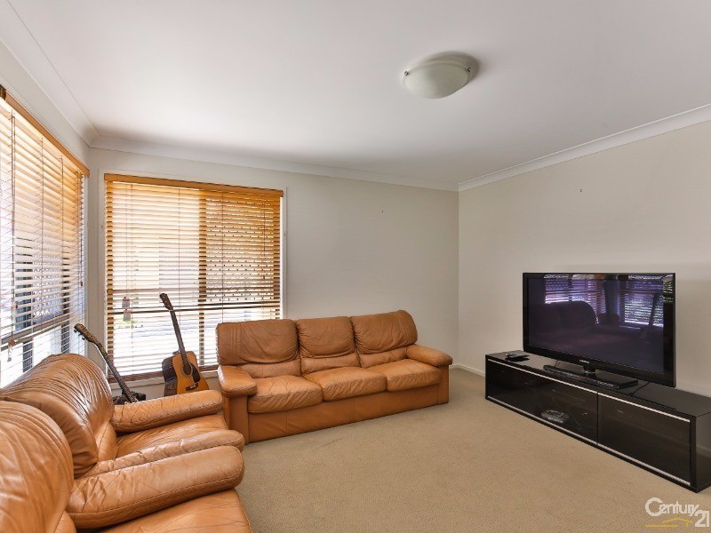 4/6 Salisbury Street, Darling Heights QLD 4350