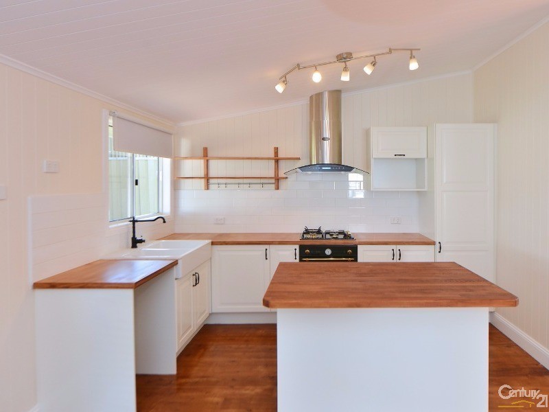 159  West Street, Newtown QLD 4350