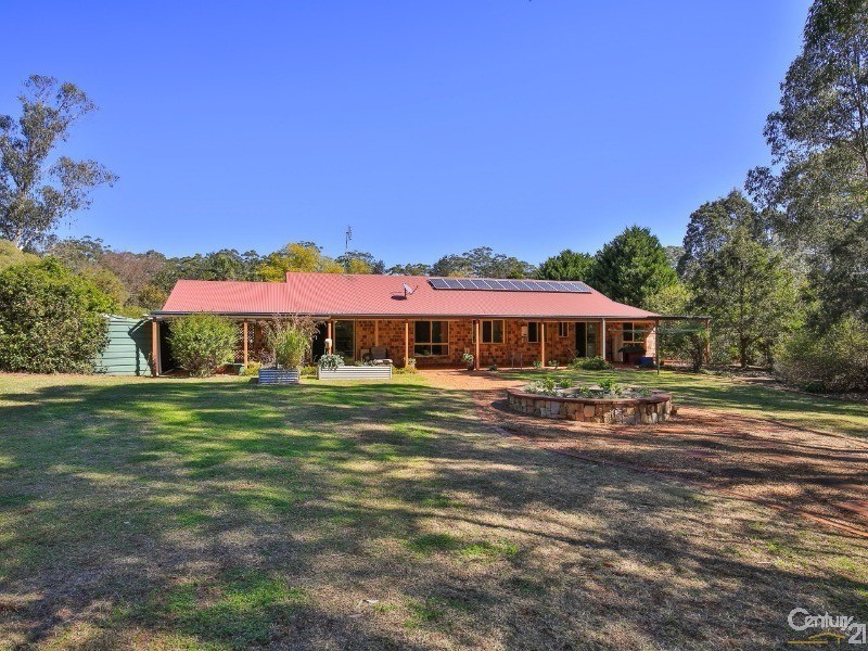 4  Ninderry Drive, Highfields QLD 4352