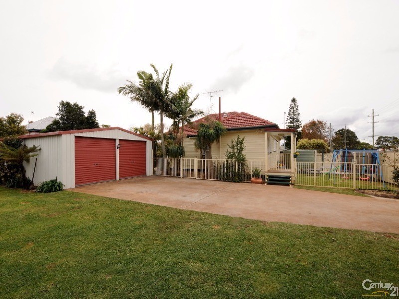 132A  Hill Street, Newtown QLD 4350