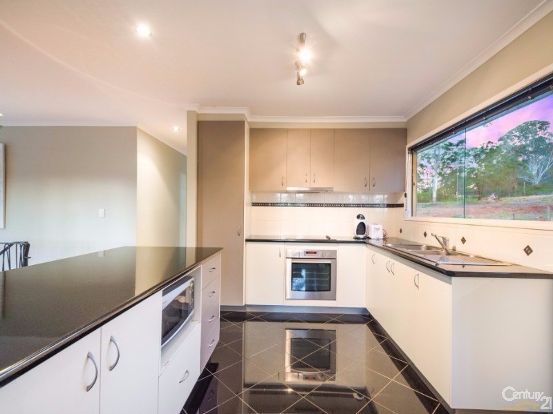 22 James Byrne Road, Highfields QLD 4352
