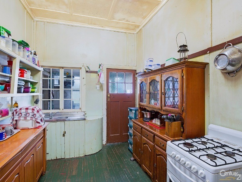 108 Hume Street, East Toowoomba QLD 4350