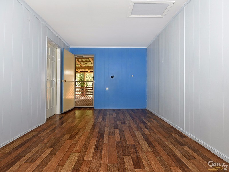 21 Lobwein Street, Meringandan West QLD 4352
