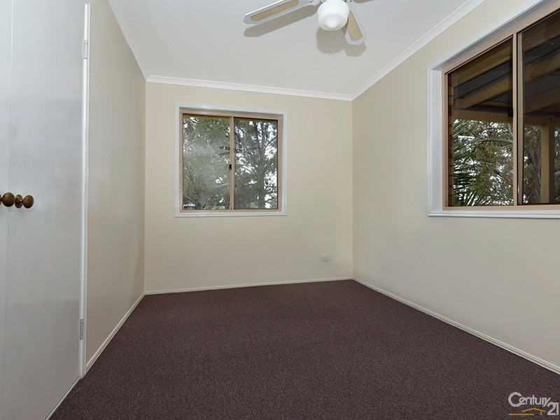 21 Lobwein Street, Meringandan West QLD 4352