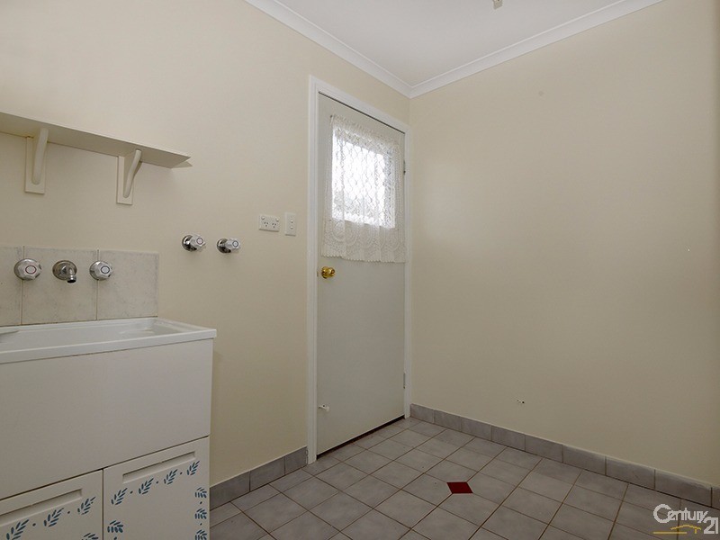 21 Lobwein Street, Meringandan West QLD 4352