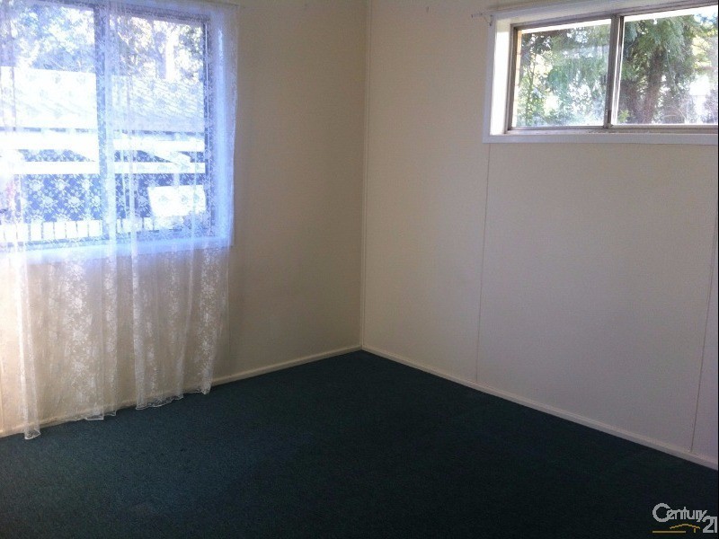 23 Bingara Street, Mount Lofty QLD 4350