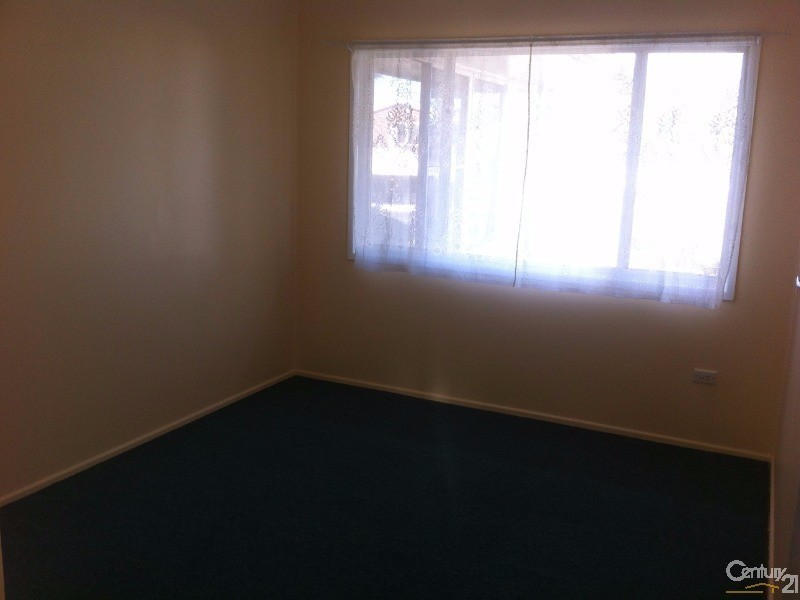 23 Bingara Street, Mount Lofty QLD 4350