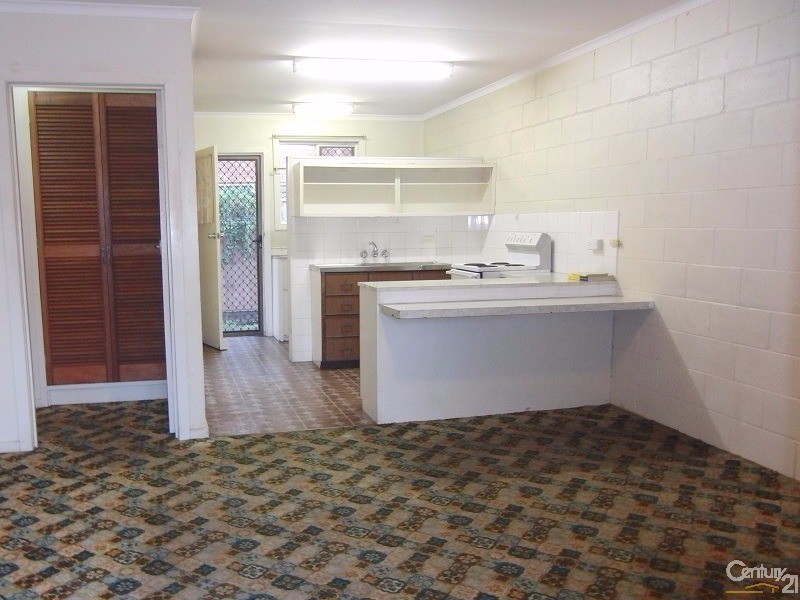 1/365  Margaret Street, Newtown QLD 4350