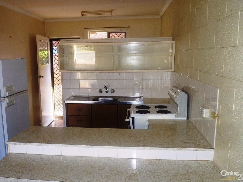 1/365  Margaret Street, Newtown QLD 4350