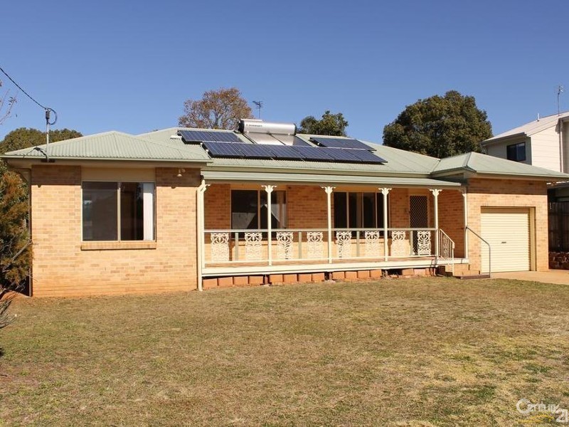 30 Boyes Street, Harristown QLD 4350