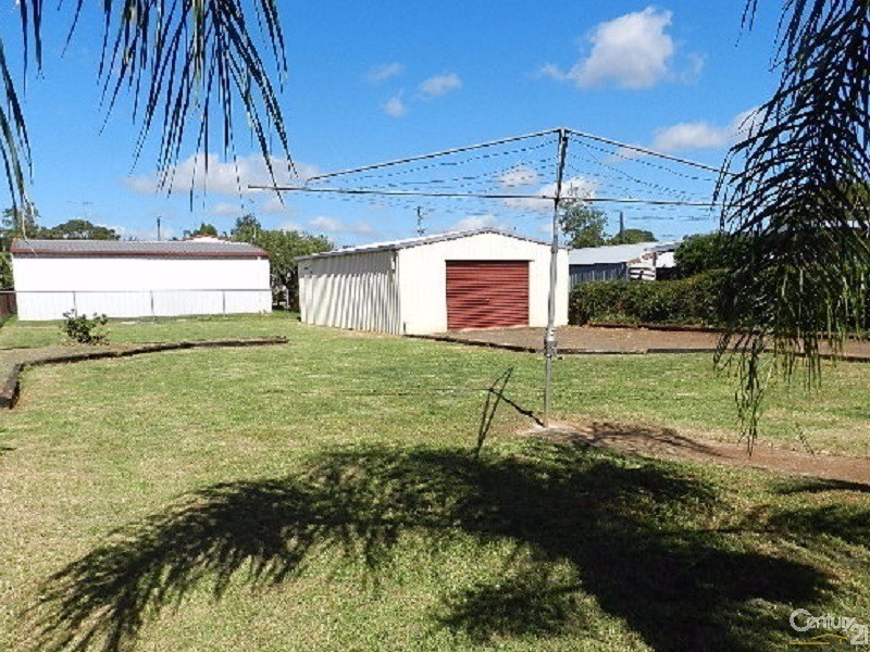 14 Wilfred Street, Harristown QLD 4350