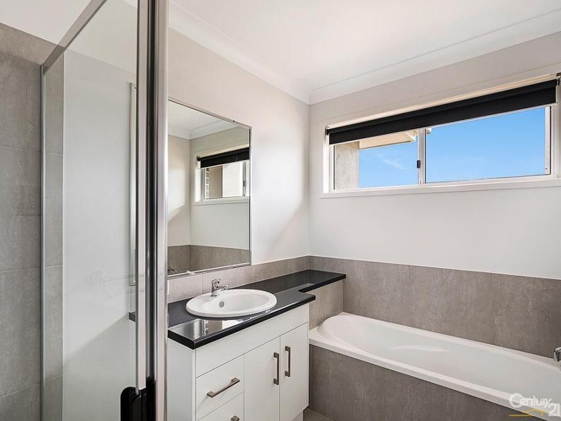 1/74 Kalimna Drive, Kleinton QLD 4352
