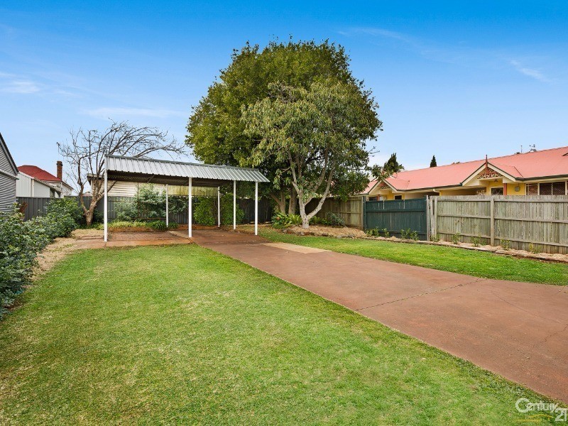 116 Neil Street, South Toowoomba QLD 4350