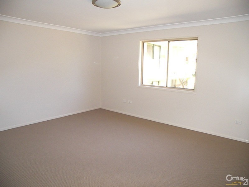 2/16 Anzac Avenue, Toowoomba QLD 4350