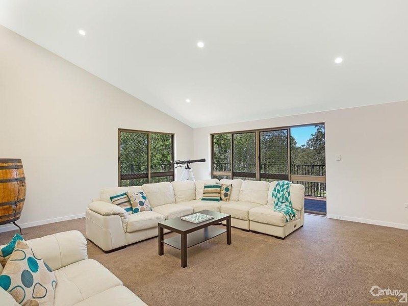 6 Dorge Street, Middle Ridge QLD 4350