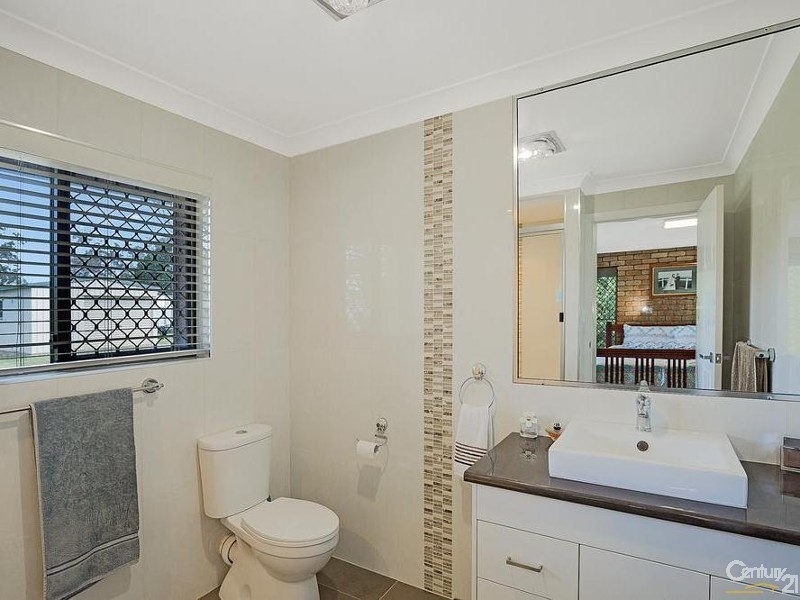 6 Dorge Street, Middle Ridge QLD 4350