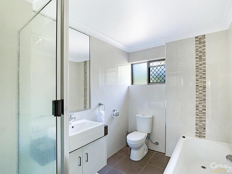 6 Dorge Street, Middle Ridge QLD 4350