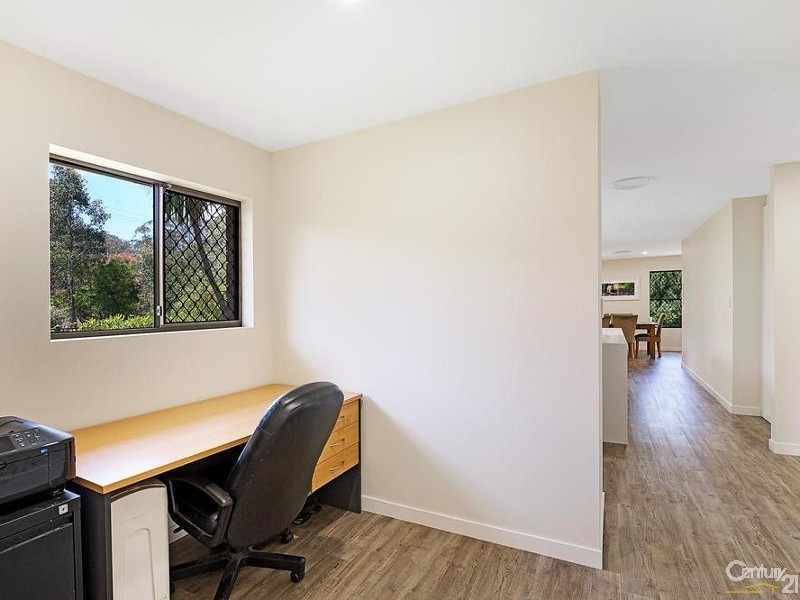 6 Dorge Street, Middle Ridge QLD 4350