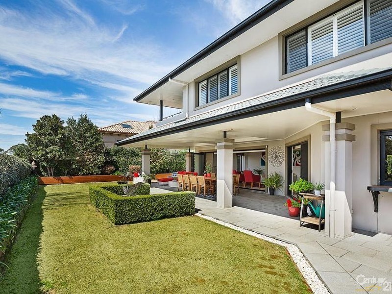 2 Paringa Close, Middle Ridge QLD 4350