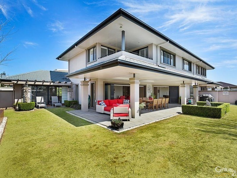 2 Paringa Close, Middle Ridge QLD 4350