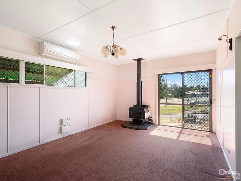30 Gregory Street, Harlaxton QLD 4350