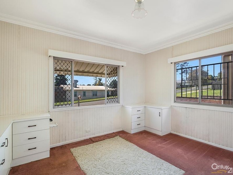 30 Gregory Street, Harlaxton QLD 4350
