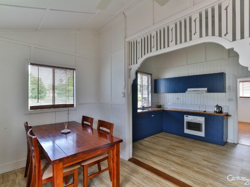 99 Holberton Street, Newtown QLD 4350