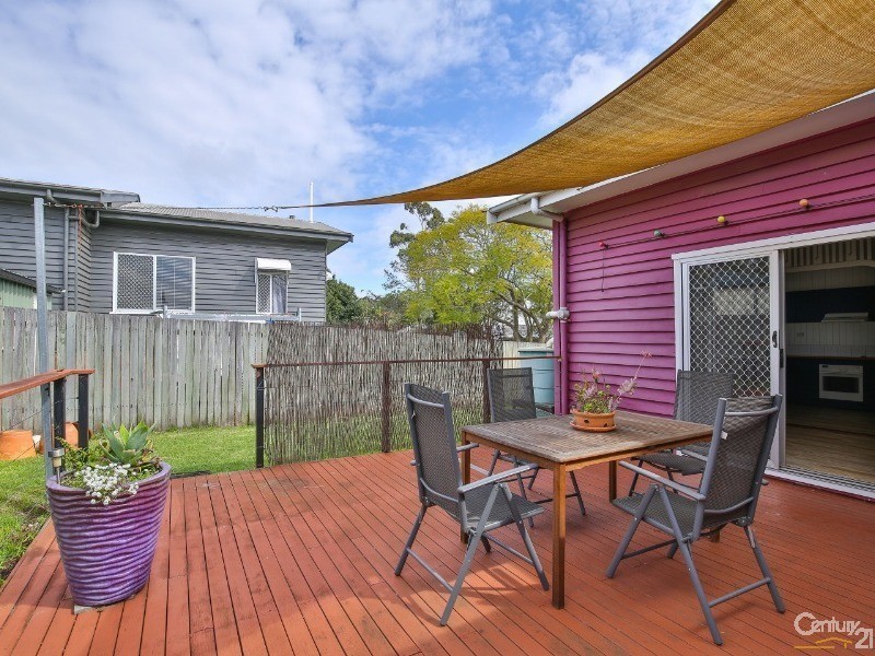 99 Holberton Street, Newtown QLD 4350