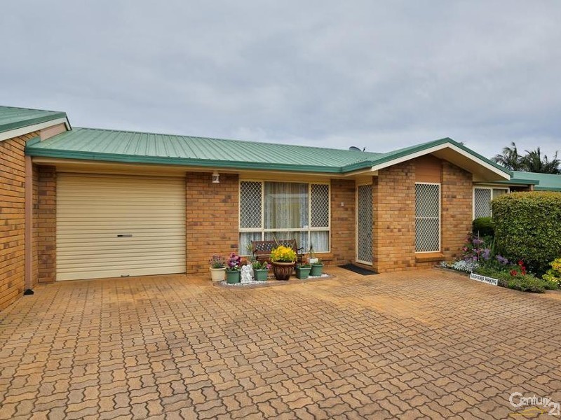 2/349 Greenwattle Street, Wilsonton QLD 4350