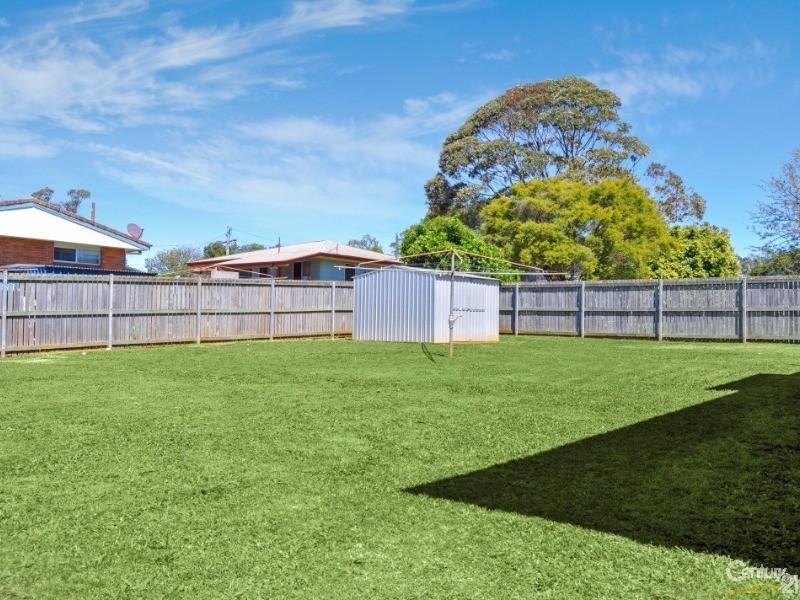 50 O’Quinn Street, Harristown QLD 4350