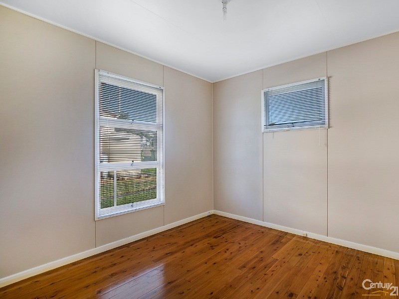 240 South Street, South Toowoomba QLD 4350