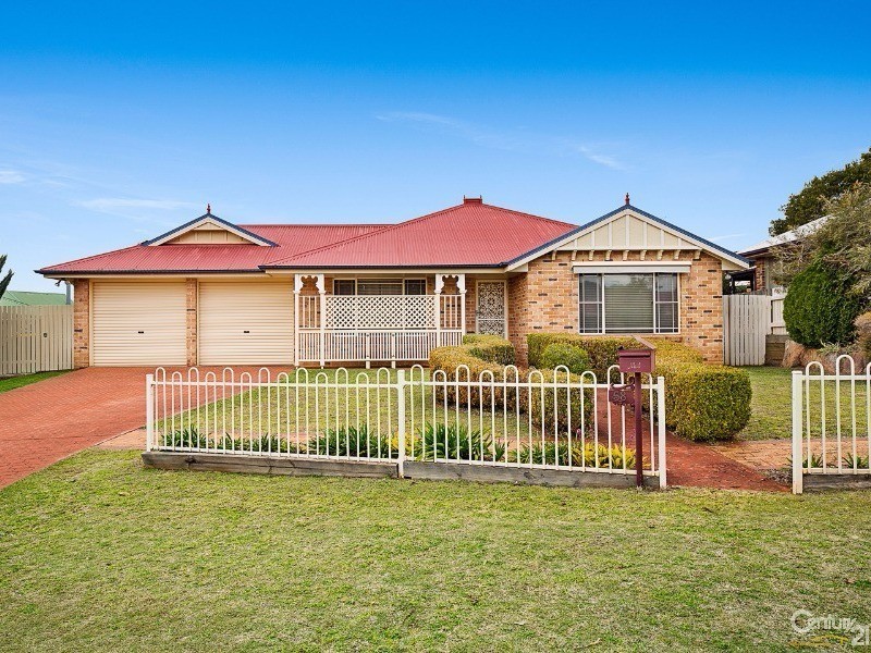 58 Bouganvillea Drive, Middle Ridge QLD 4350