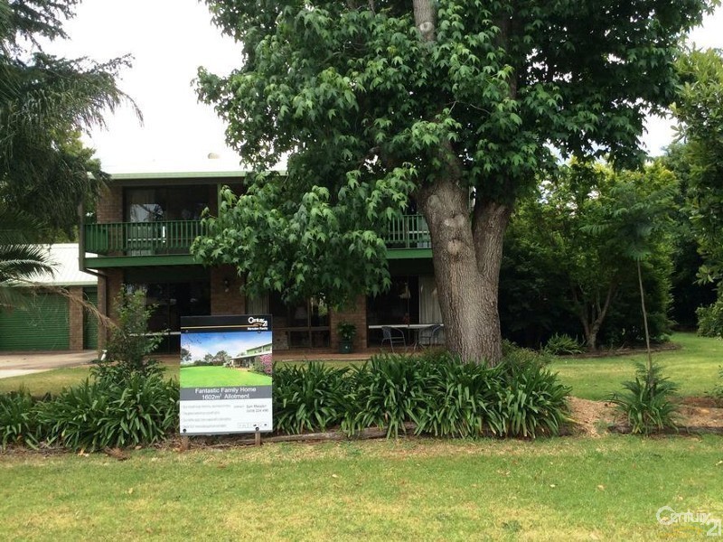 23 McFarlane Street, Wilsonton QLD 4350