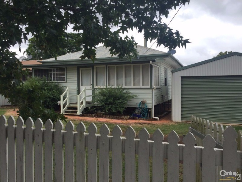 266 Alderley Street, Centenary Heights QLD 4350