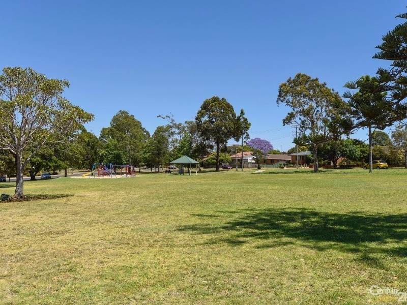 2/10 Luck Street, Darling Heights QLD 4350