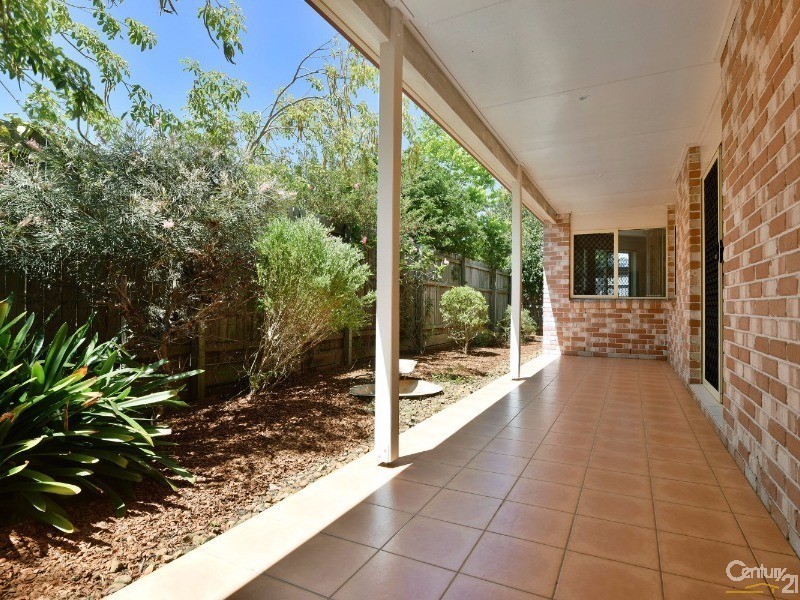 2/10 Luck Street, Darling Heights QLD 4350