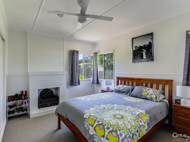 15 Avondale Street, Newtown QLD 4350