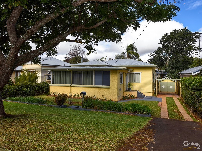 32a Bridge Street, East Toowoomba QLD 4350